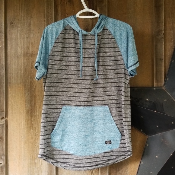 tranquility & Mayhem Other - 🏈Tranquility & Mayhem short sleeve size large